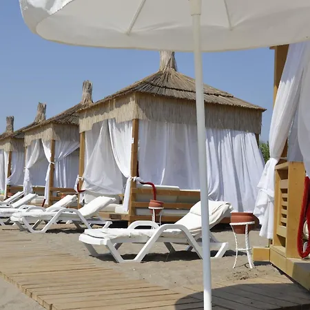 Курортный комплекс Baia Lara 5*