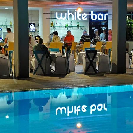 Rezort Baia Lara 5*