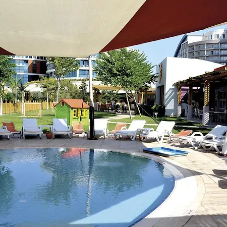 Rezort Baia Lara 5*