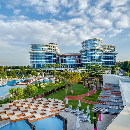 Baia Lara Semesteranläggning (resort)