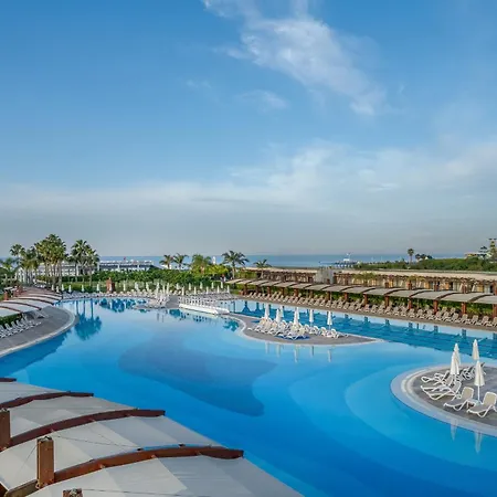 Semesteranläggning (resort) Baia Lara