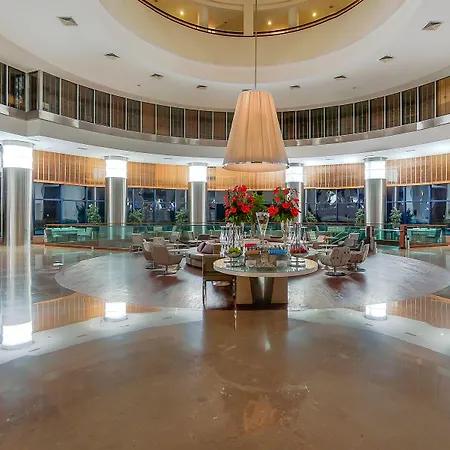 Üdülőközpont Baia Lara 5*